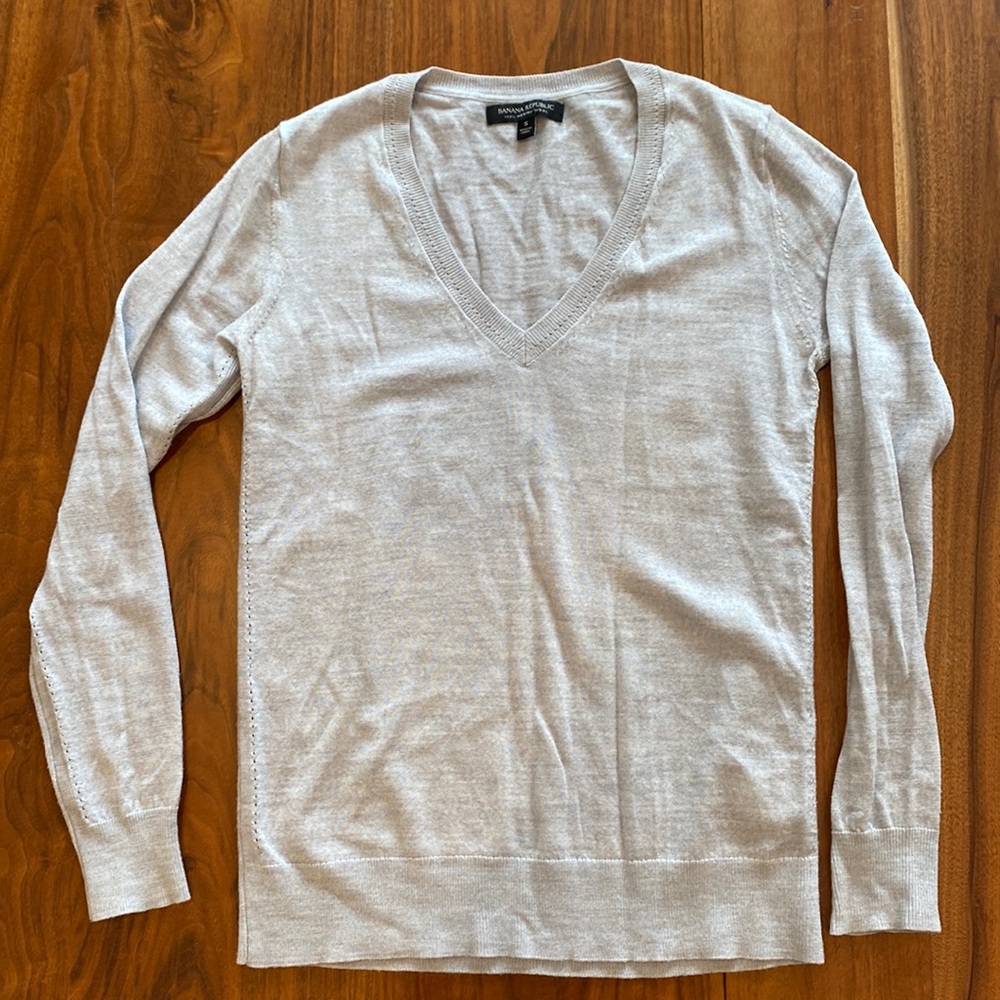 Banana Republic 100% Merino Wool Spring Sweater